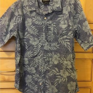 Boys TRUNKS Hawaiian shirt size 14. Blue/white/Gray 3% spandex = stretchy.